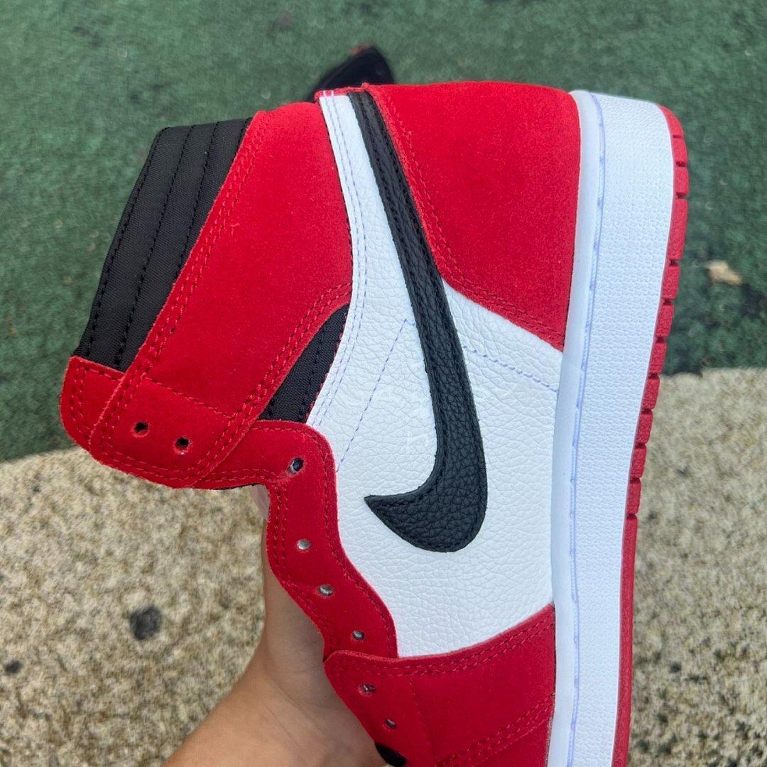 Travis Scott x Air Jordan 1 Retro High 'Chicago'