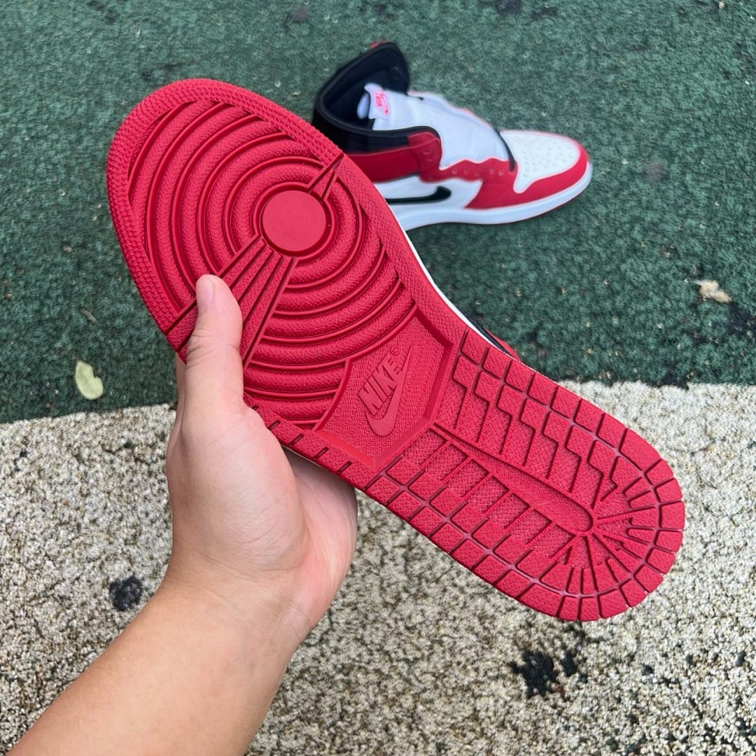 Travis Scott x Air Jordan 1 Retro High 'Chicago'