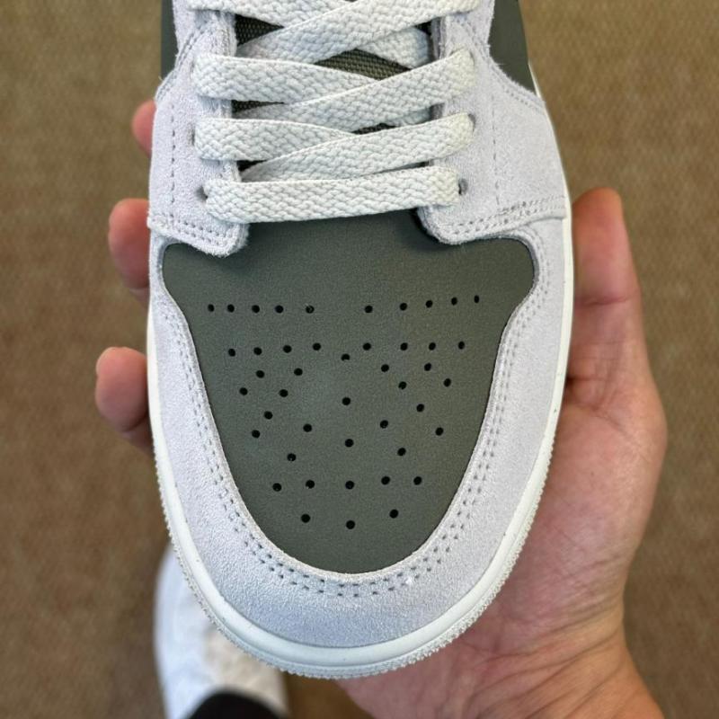 Air Jordan 1 Low 'Dark Olive' DV1307-103