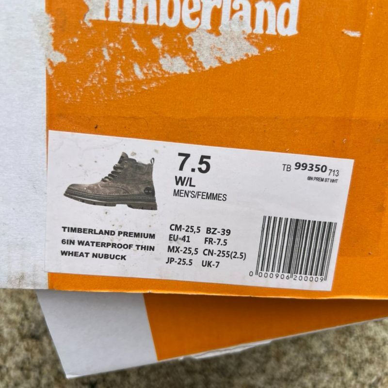 Timberland Men's Distressed Nubuck Taupe Lace-Up Ankle Boots Chunky Yellow Stitch Sole