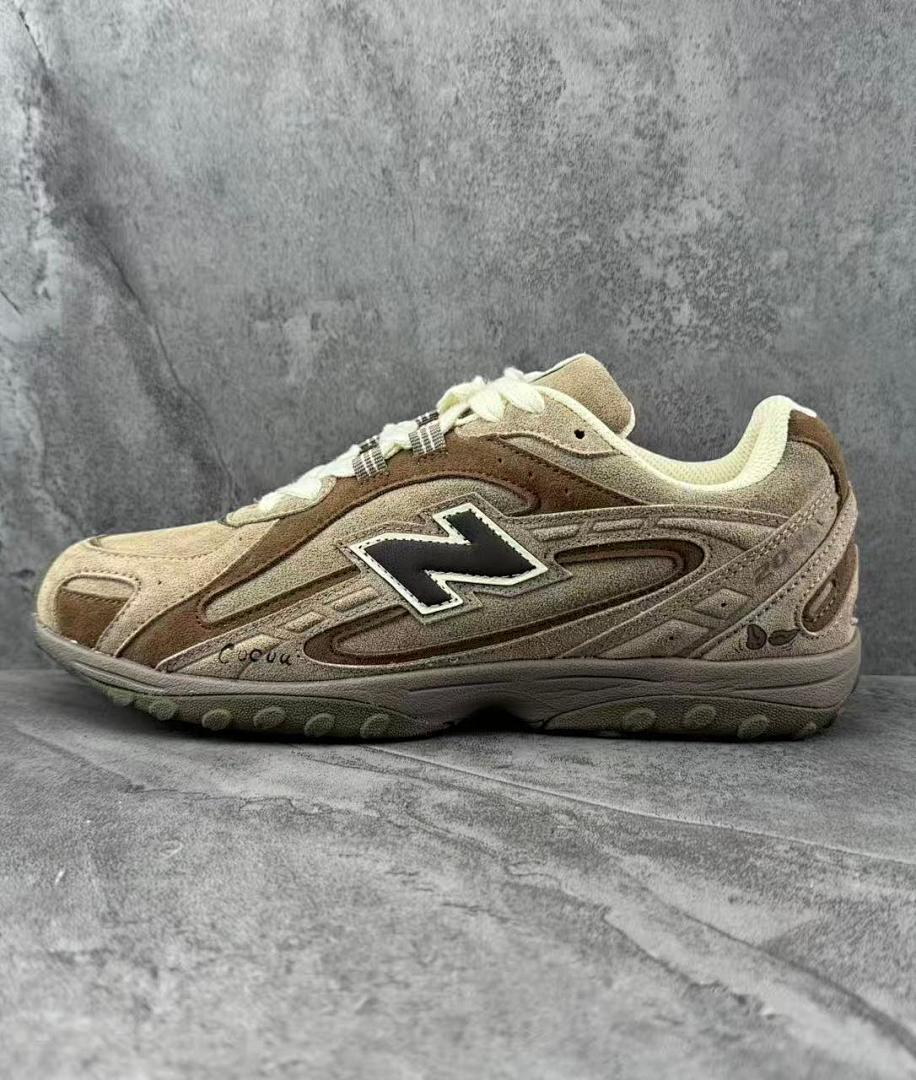 New Balance 860v2 END. x Coppa Italia Brown Mushroom M860EN2 Men's Running Sneakers