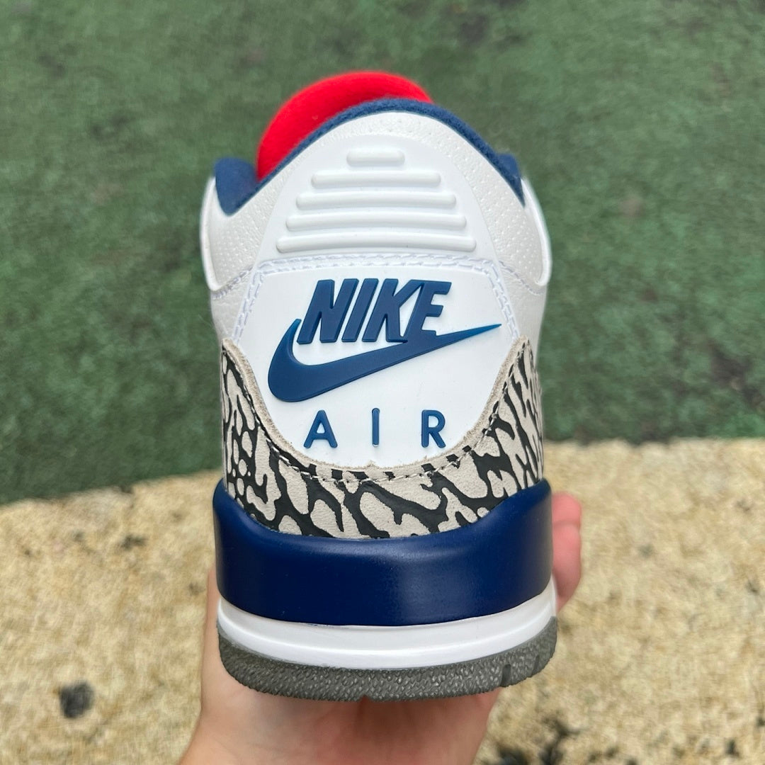 Air Jordan 3 Retro Midnight Navy CT8532-140