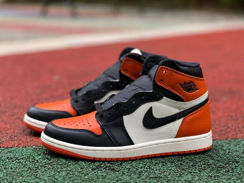 Air Jordan 1 Retro High OG Shattered Backboard 555088-005