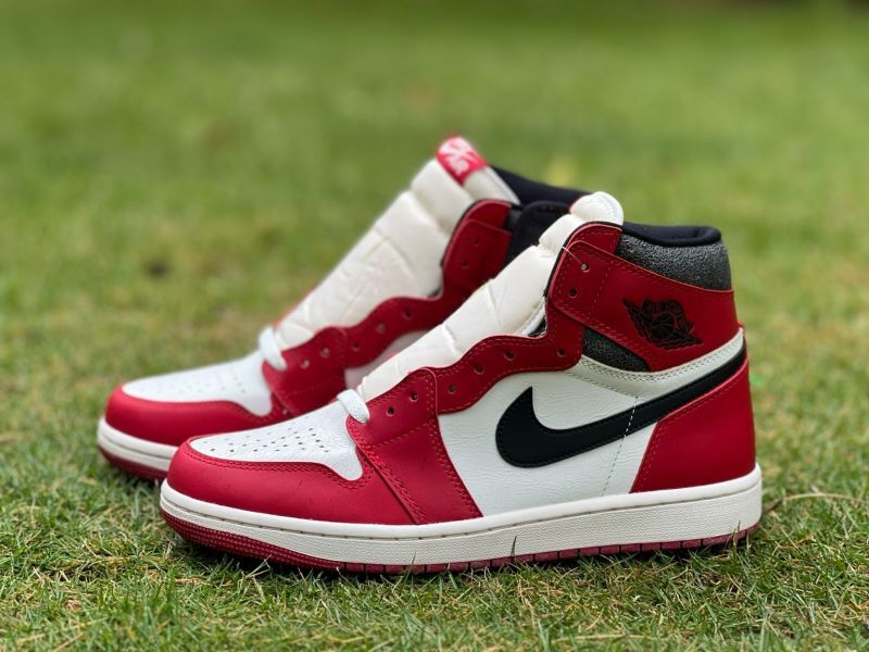 Nike Air Jordan 1 Retro High OG Chicago Reimagined Lost & Found DZ5485-612