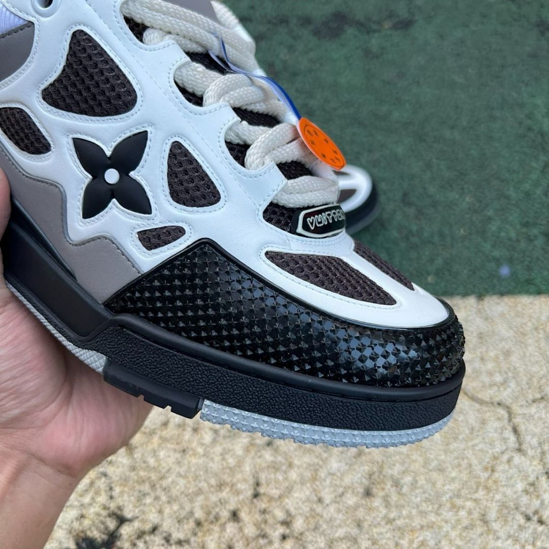 Louis Vuitton LV Trainer Sneaker Men's White Brown Monogram Mesh Leather Shoes 1AAXQ2