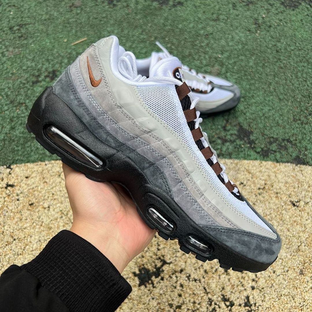 Nike Air Max 95 Velvet Brown Sneakers DR0146-001 Men's Running Shoes
