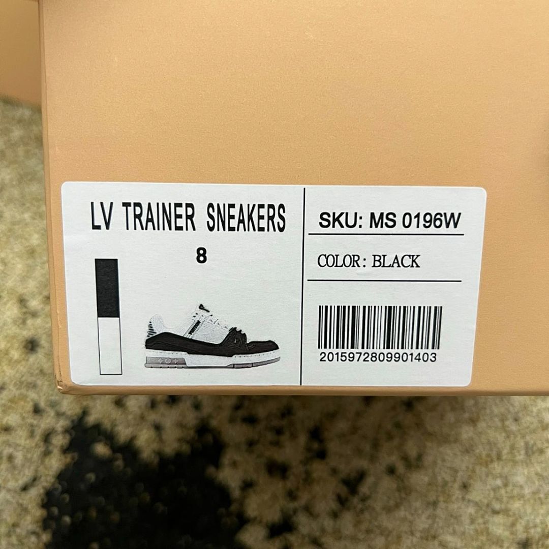 Louis Vuitton LV Trainer Sneakers White Black Monogram Embossed Calfskin Patent Leather Luxury Low Top Designer Shoes