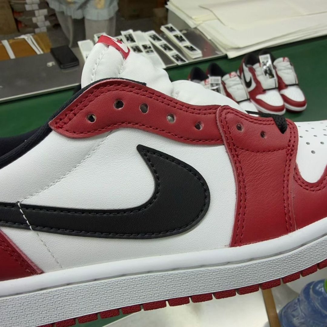Nike Air Jordan 1 Low 'Gym Red' 553558-605 White Black Red Men's Lifestyle Sneakers