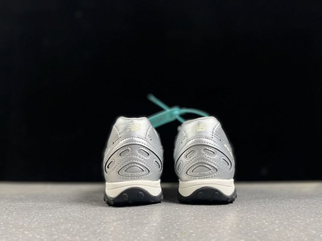 Silver Metallic Y2K Chunky Retro Running Shoes 2004
