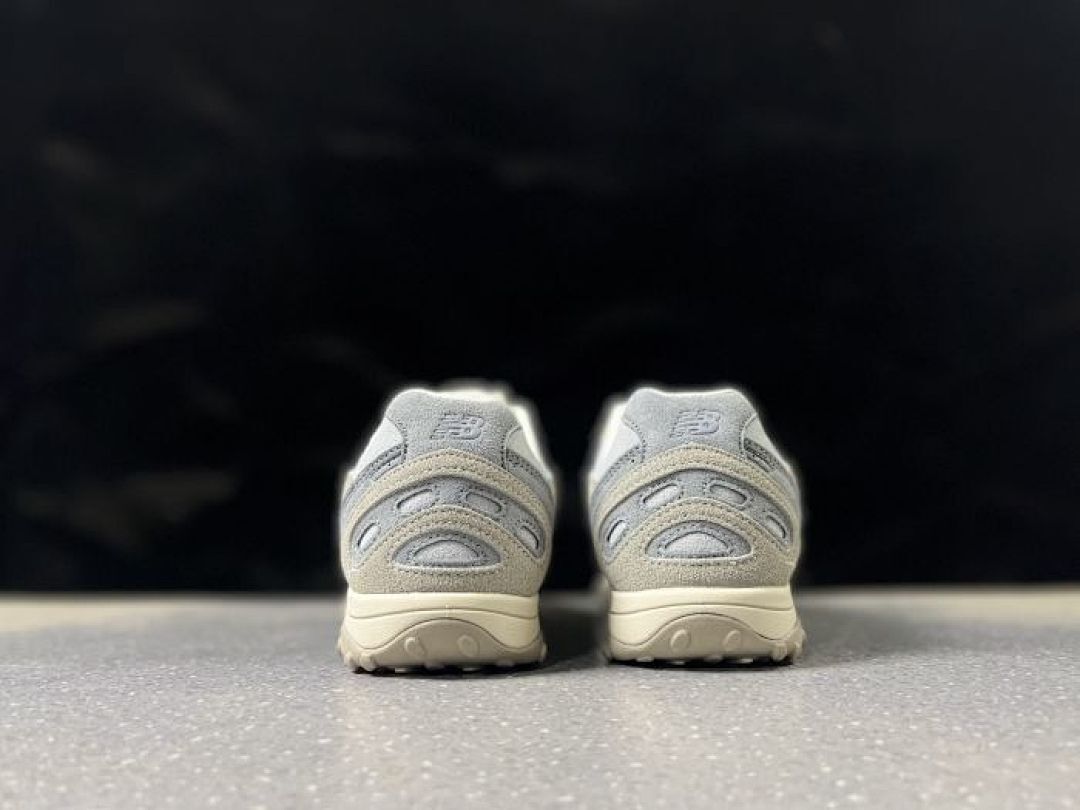 New Balance 1906R Reflection Arctic Grey Cream Men's Women's Lifestyle Sneakers M1906RCD