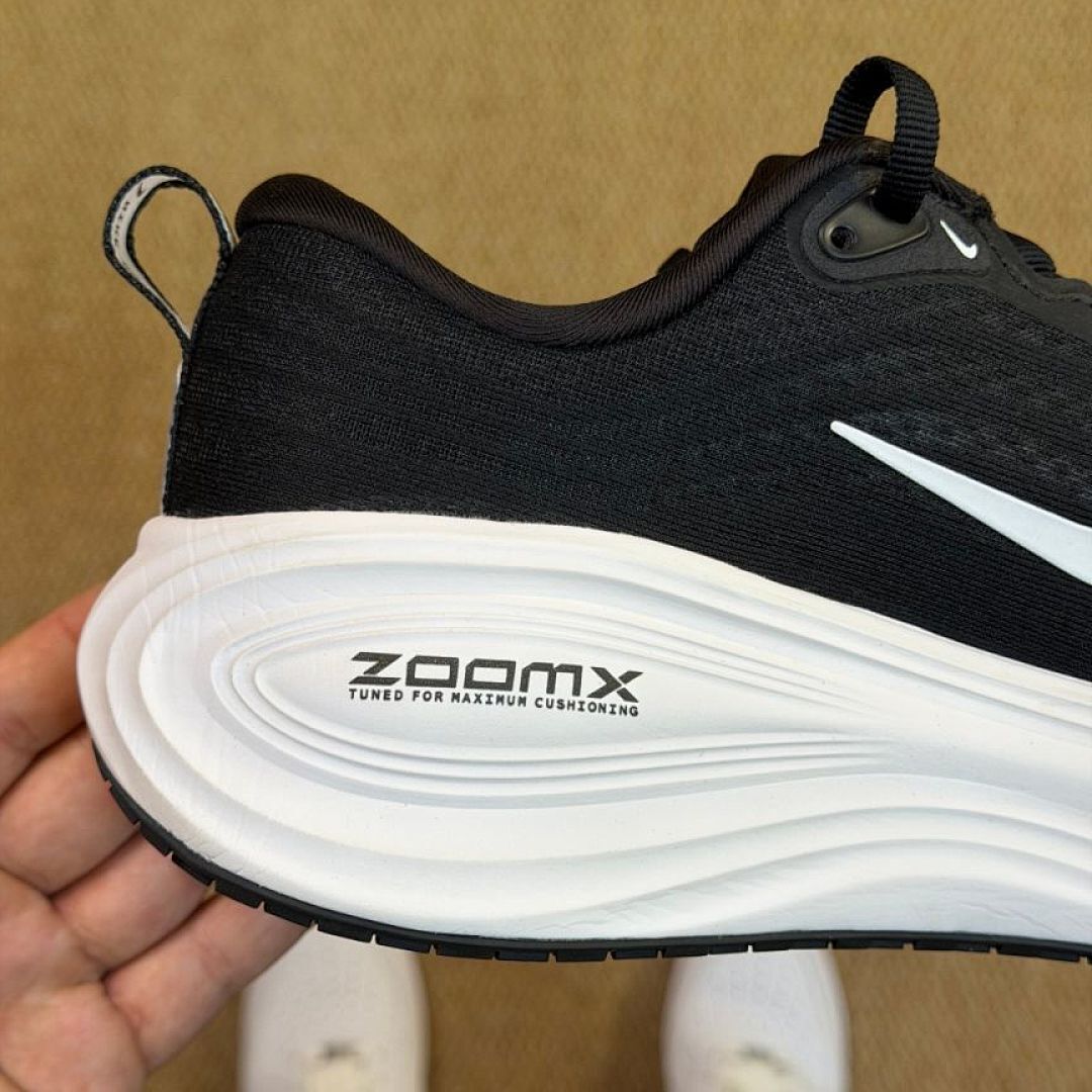Nike ZoomX Invincible Run Flyknit 3 Men's Running Shoes Black White DR2615-001 Cushioned Comfort Road Running Trainers