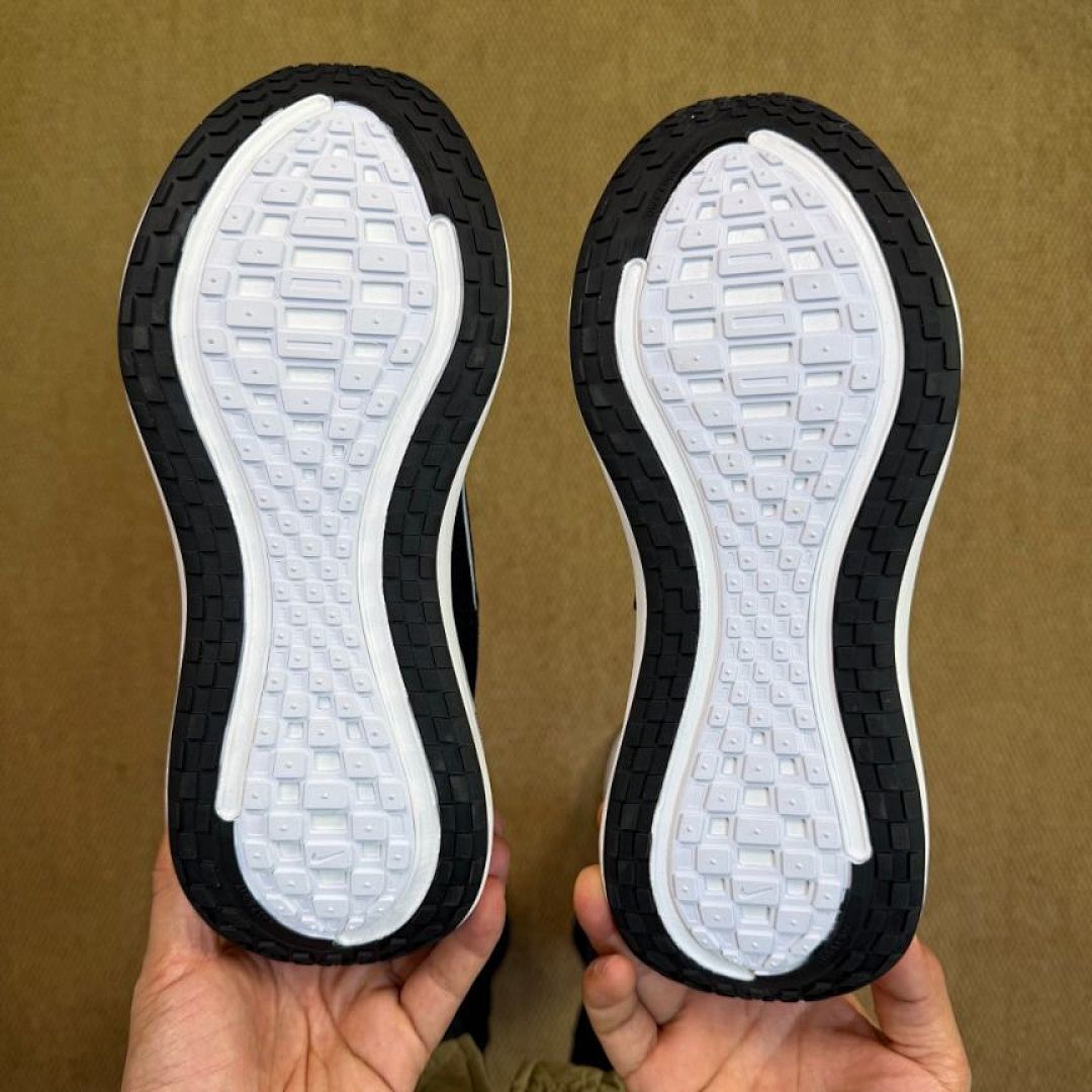 Nike ZoomX Invincible Run Flyknit 3 Men's Running Shoes Black White DR2615-001 Cushioned Comfort Road Running Trainers