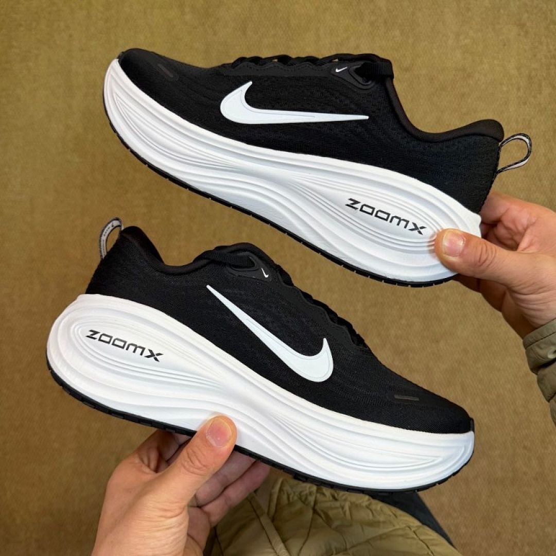 Nike ZoomX Invincible Run Flyknit 3 Men's Running Shoes Black White DR2615-001 Cushioned Comfort Road Running Trainers