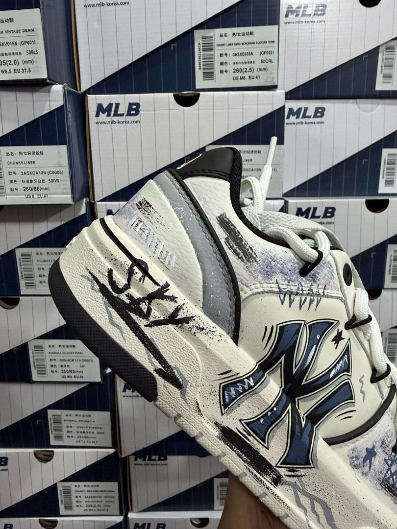 MLB New York Yankees Chunky Liner Vintage Denim Sneakers 3ASXVD11N GP001