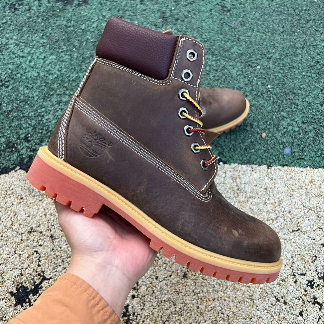 Timberland Men's 6-Inch Premium Waterproof Boots Dark Brown Nubuck Red Lug Sole A10001