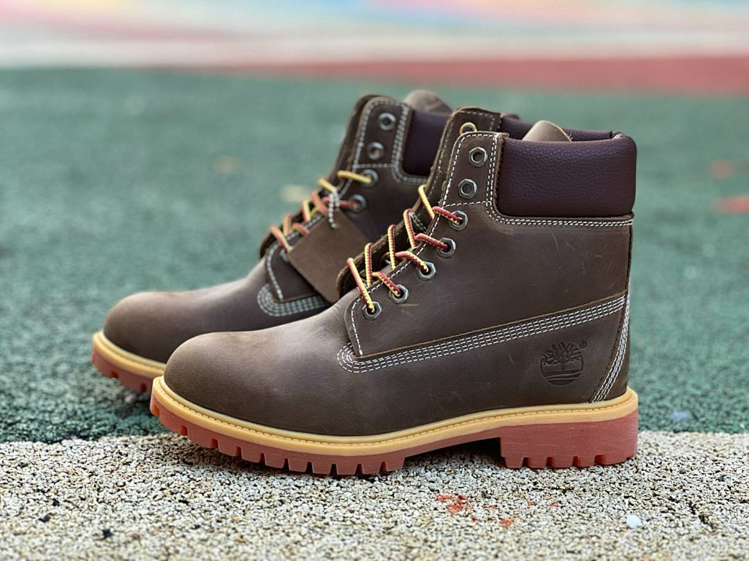Timberland Men's 6-Inch Premium Waterproof Boots Dark Brown Nubuck Red Lug Sole A10001