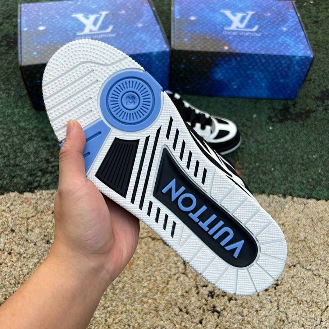 Louis Vuitton LV Runner Tatic Sneakers Black White Lilac 1AA8P1 Men's Luxury Designer Trainers Shoes Footwear