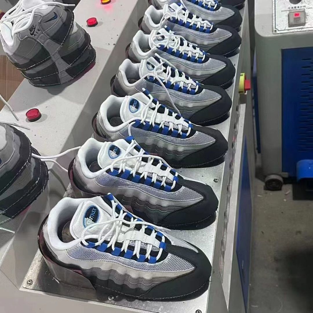 Nike Air Max 95 White Photo Blue Black Grey Gradient Sneakers Men's Women's Running Shoes Trainers Style Code 609048-103
