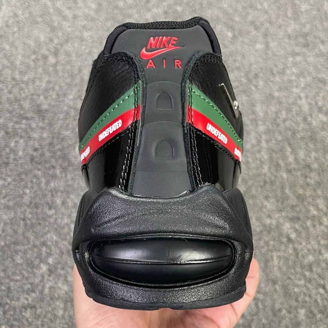 Nike Air Max 95 UNDEFEATED Black Military Green University Red DH6525-001 Men's Sneakers