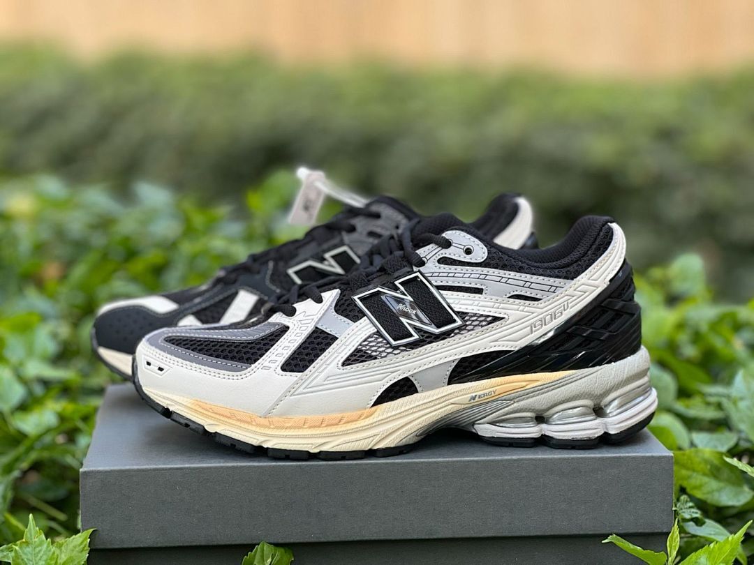 New Balance 1906R Black White Silver Sneakers M1906RCD Men's Women's Lifestyle Running Shoes Trainers