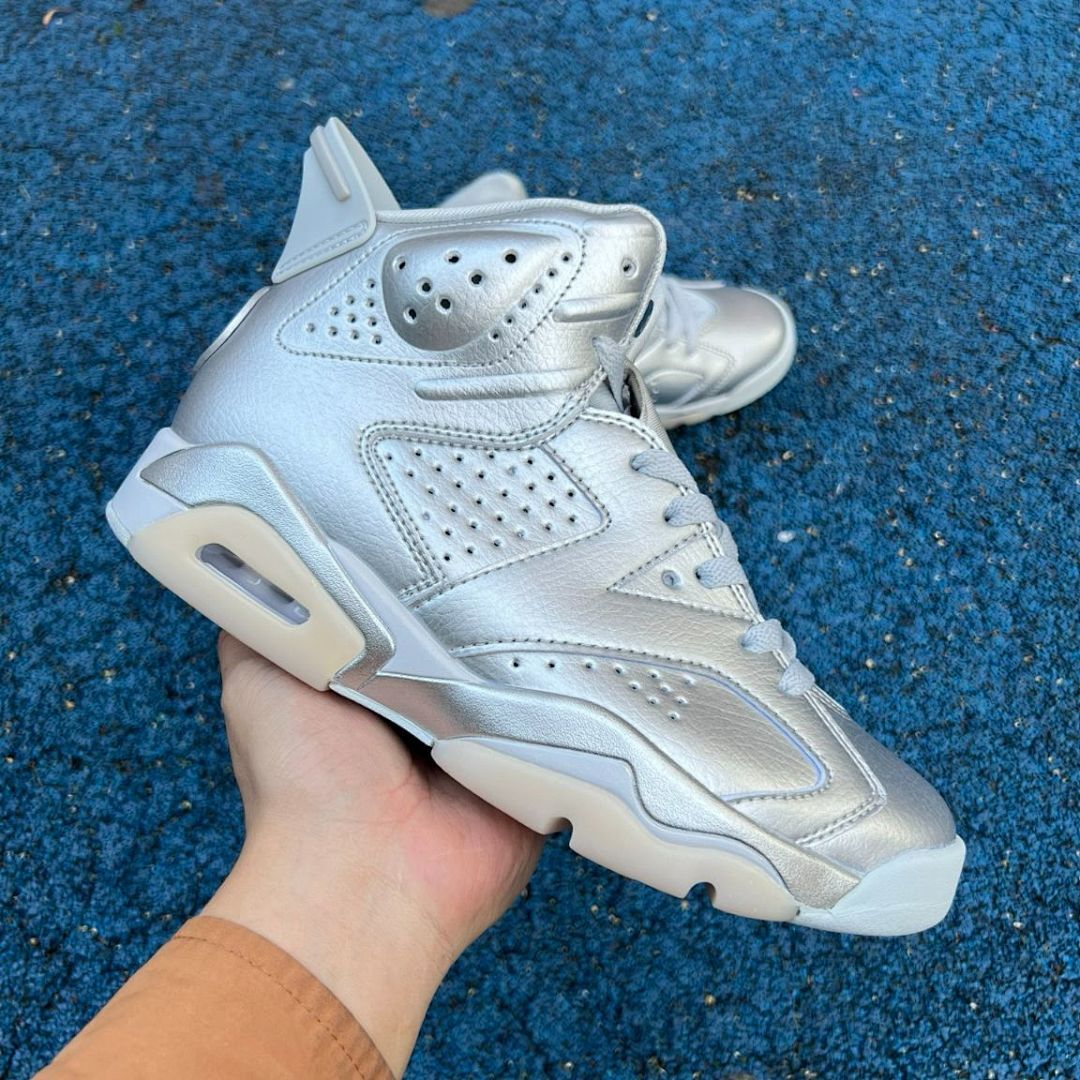 Nike Air Jordan 6 Retro Metallic Silver CT8529-070 Men's Basketball Sneakers Shoes