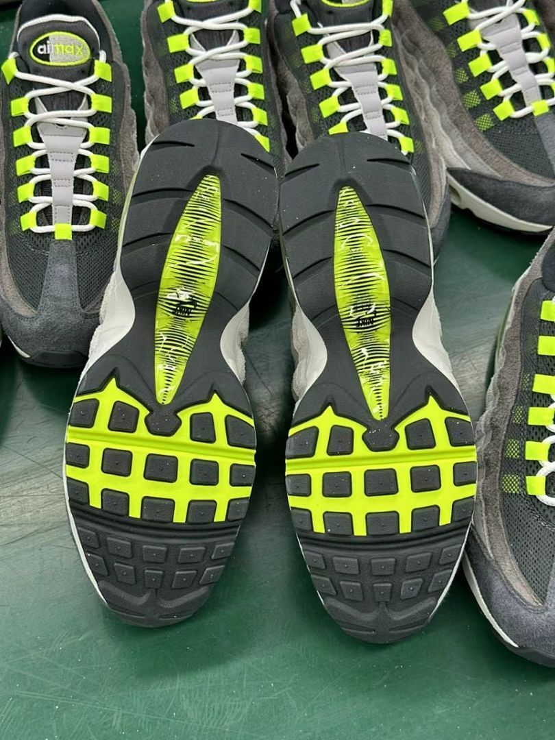 Nike Air Max 95 OG Neon Volt Grey Black Men's Lifestyle Sneakers CT1689-001
