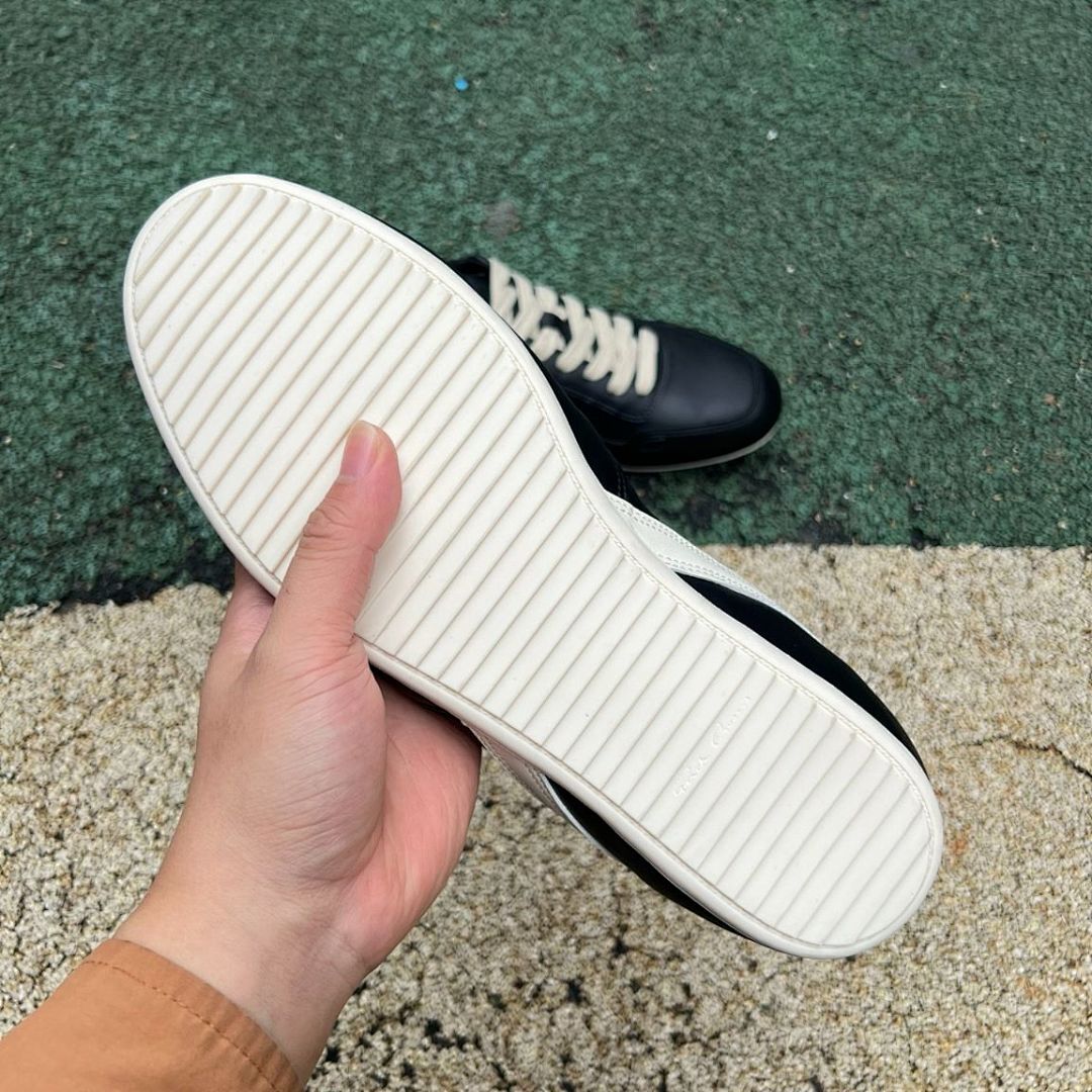 Men's Black Leather Low Top Sneakers with Cream Side Stripe & Heel Tab - Off-White Laces & Sole Casual Fashion Trainers