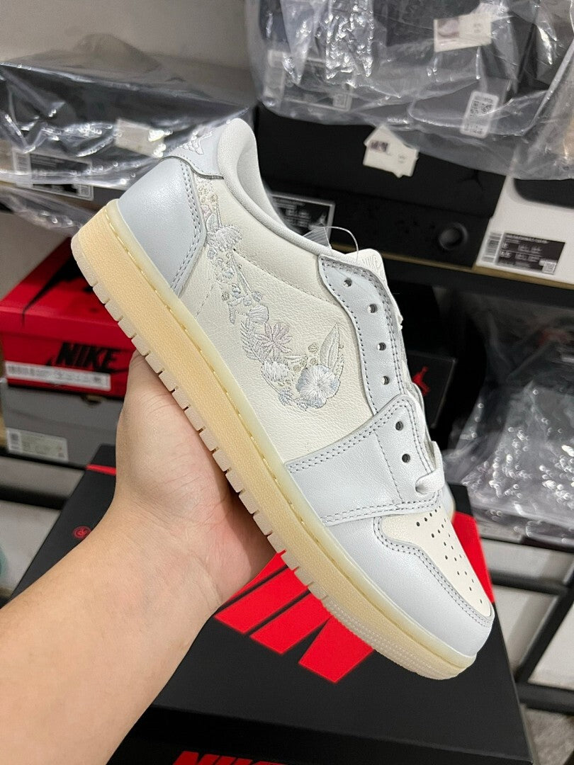 Air Jordan 1 Low SE "Floral Embroidery" White Light Smoke Grey Sail FN8918-100 Women's Sneakers