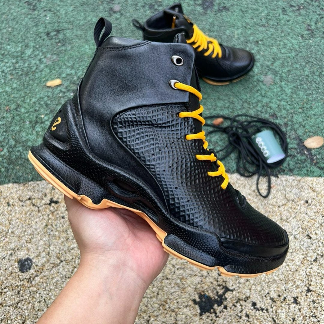 L5 SPORTS Men's High-Top Black Textured Sneakers Yellow Laces Gum Sole Casual Boots