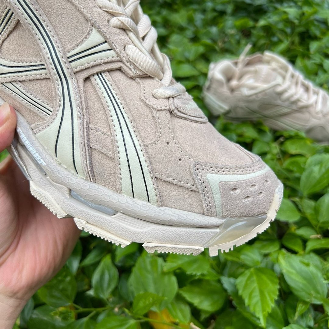 Balenciaga Runner Sneakers Beige Men's Women's Luxury Trainers Shoes