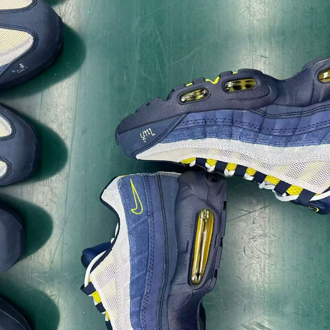 Nike Air Max 95 'Japan' DH7576-400 Men's Sneakers Navy Yellow White Frayed Denim