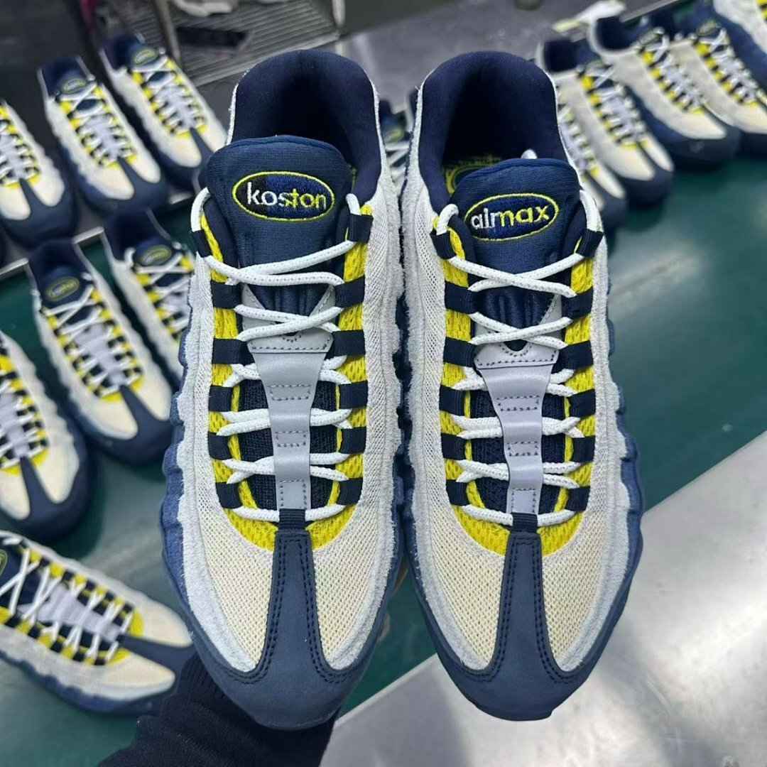 Nike Air Max 95 'Japan' DH7576-400 Men's Sneakers Navy Yellow White Frayed Denim