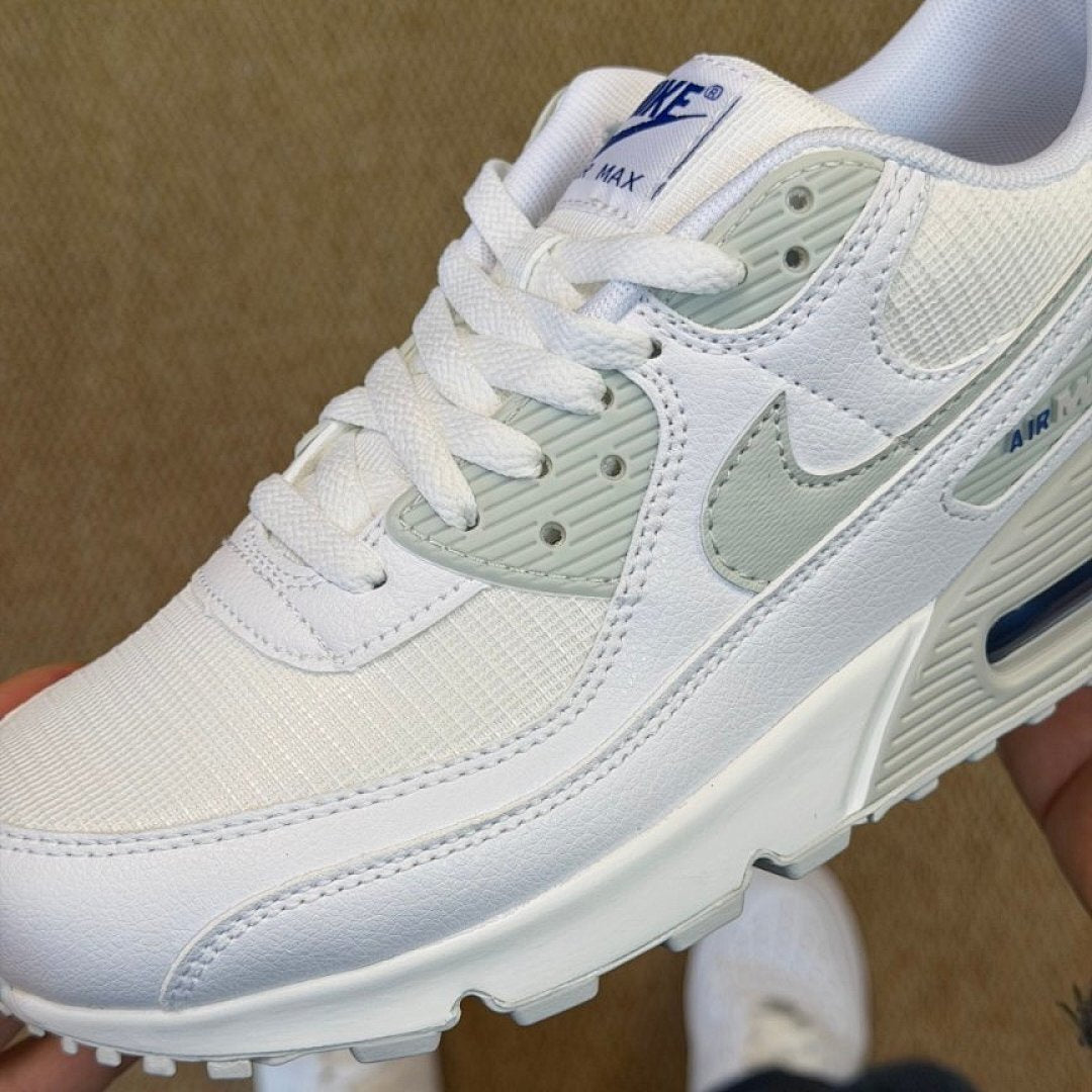 Nike Air Max 90 White Light Grey Blue Casual Sneakers Men Women Running Shoes Classic Retro Trainers Lifestyle Sport Footwear Comfortable Durable Nike Air Max 90 White Particle Grey Blue