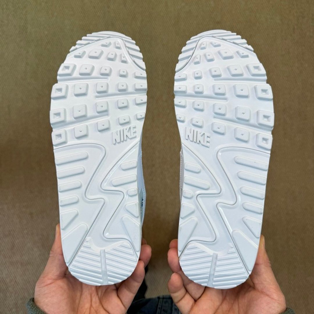 Nike Air Max 90 White Light Grey Blue Casual Sneakers Men Women Running Shoes Classic Retro Trainers Lifestyle Sport Footwear Comfortable Durable Nike Air Max 90 White Particle Grey Blue