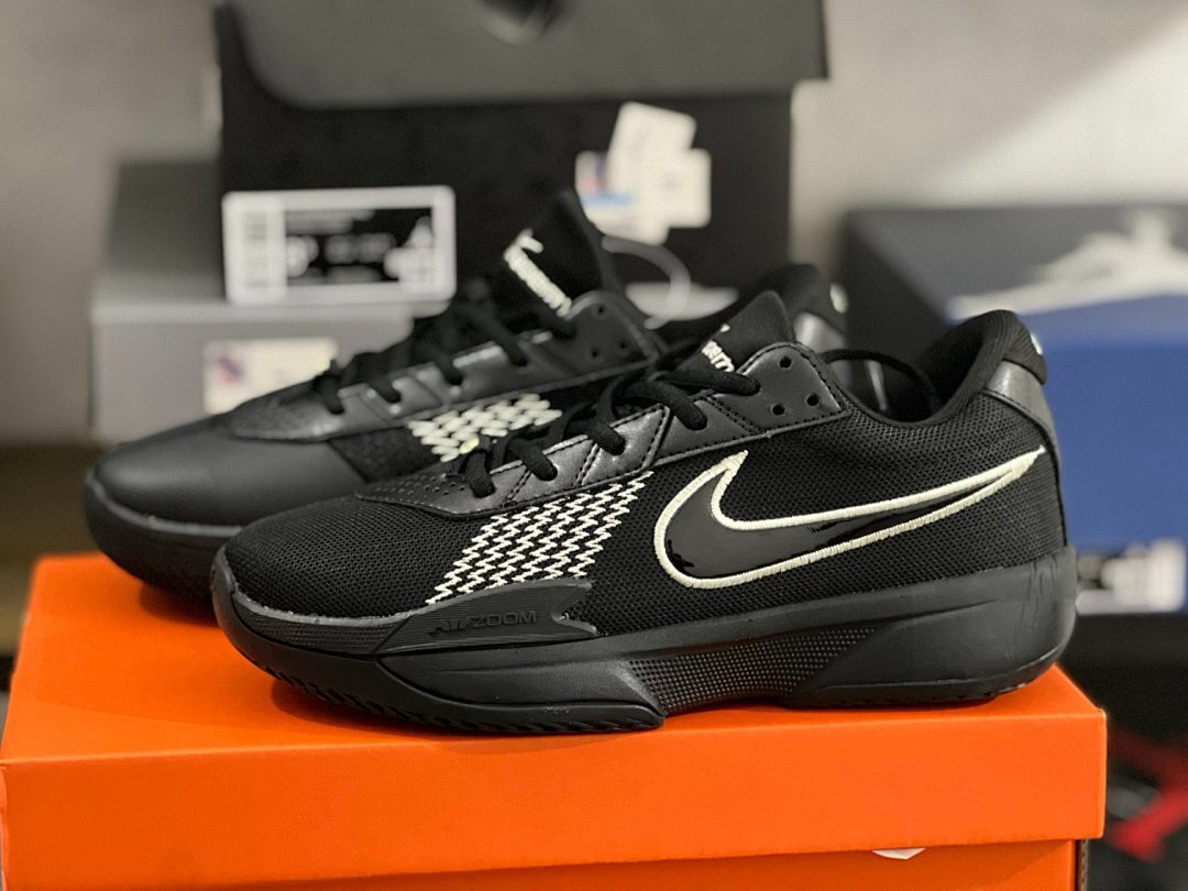 Nike LeBron Witness 7 Basketball Shoes Black White Cream DM1123-001 Men's Low Top Performance Sneakers