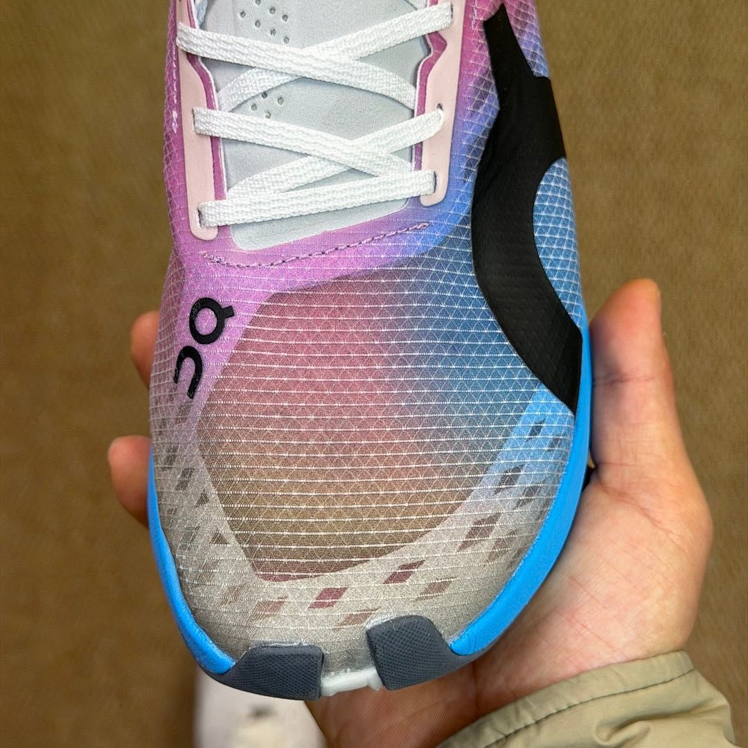 On Cloudboom Echo 3 Men's Women's Carbon Plate Running Shoes Pink Blue Gradient Lightweight Performance Race Day Sneaker