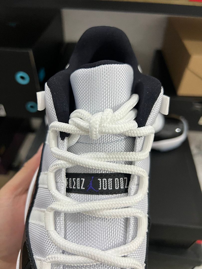 Air Jordan 11 Retro Low "Concord" Black White Men's Lifestyle Basketball Shoes 528895-153