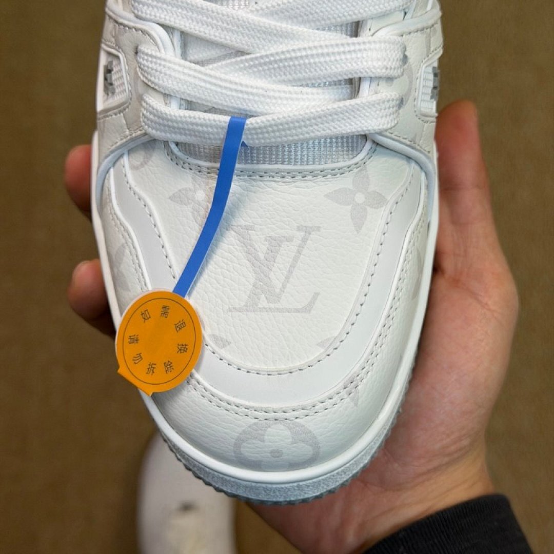 Louis Vuitton LV Trainer Sneaker White Monogram Gradient Men's Luxury Shoes 1A9G51