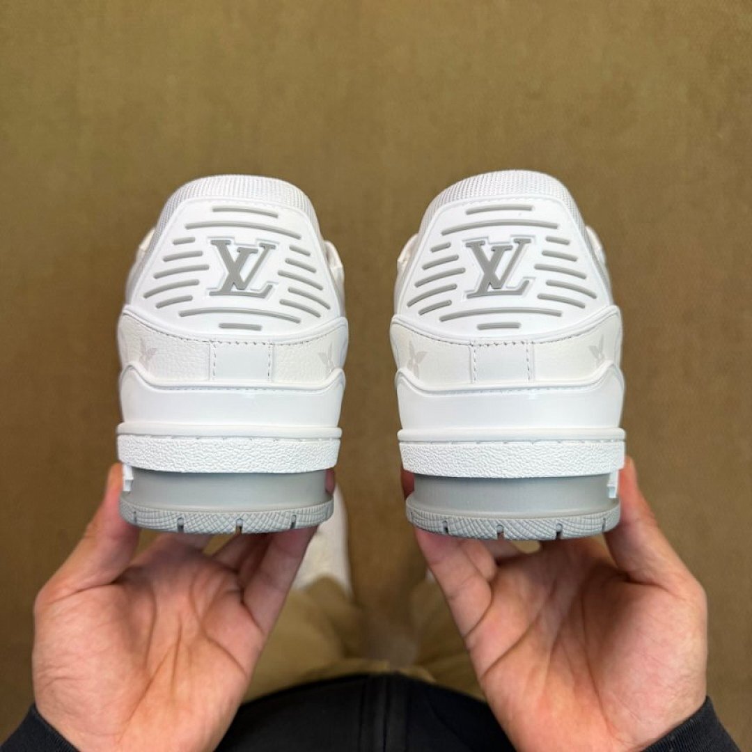 Louis Vuitton LV Trainer Sneaker White Monogram Gradient Men's Luxury Shoes 1A9G51