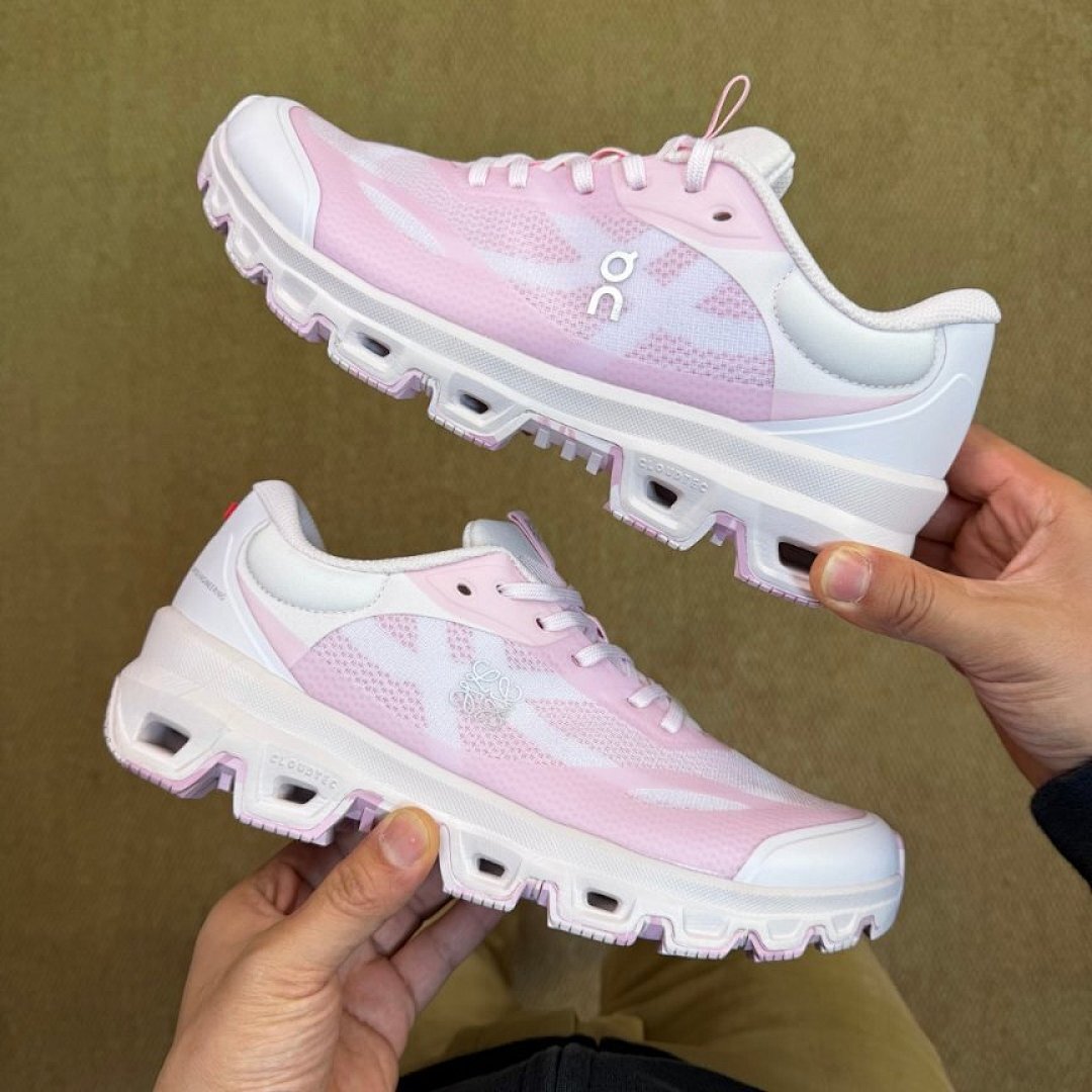 On Running Cloudmonster Women's Max Cushion Running Shoes Pink