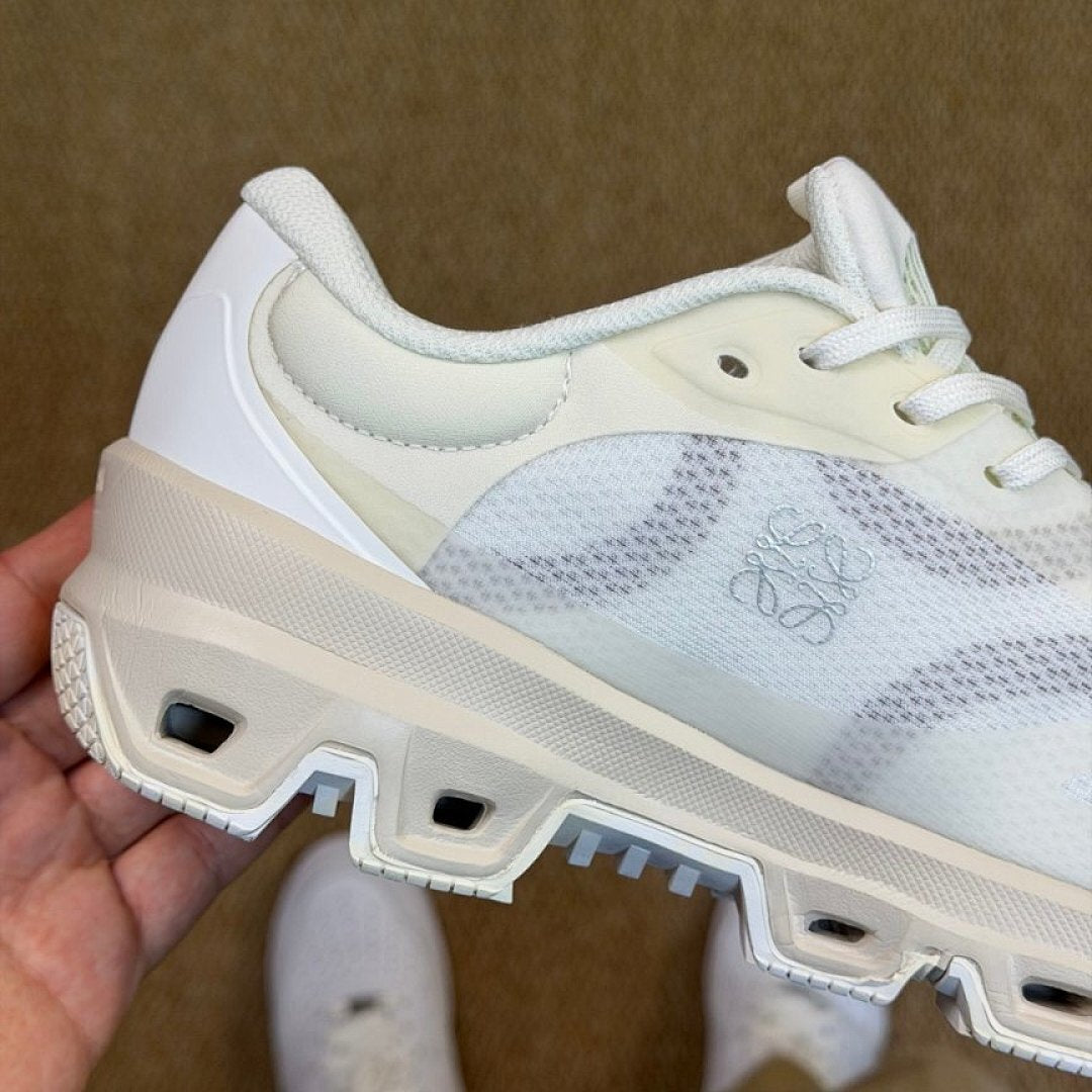 On Running Cloudwander Undyed-White Men's Trail Hiking Shoes Sneakers Outdoor Walking Footwear Code 63.98777