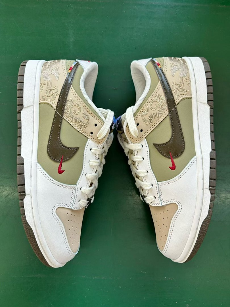 Nike Dunk Low Year of the Dragon Chunxiao FQ8824-220 Olive Green Sail Dragon Pattern Men's Women's Lifestyle Sneakers