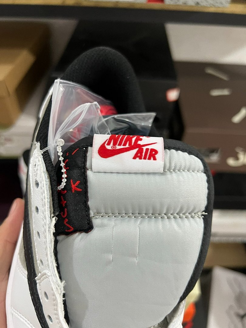 Nike Air Jordan 1 Low OG Travis Scott Cactus Jack "Wolf Grey" DD9336-001 Men's Women's Sneakers