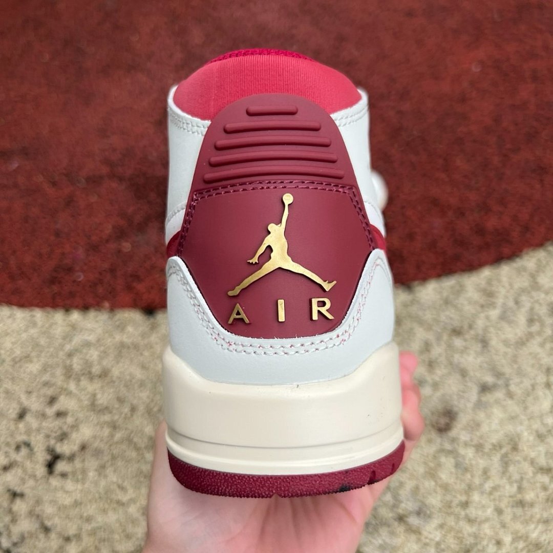 Jordan Legacy 312 Sail University Red AV3922-106 Men's High-Top Sneakers Elephant Print Retro Shoes