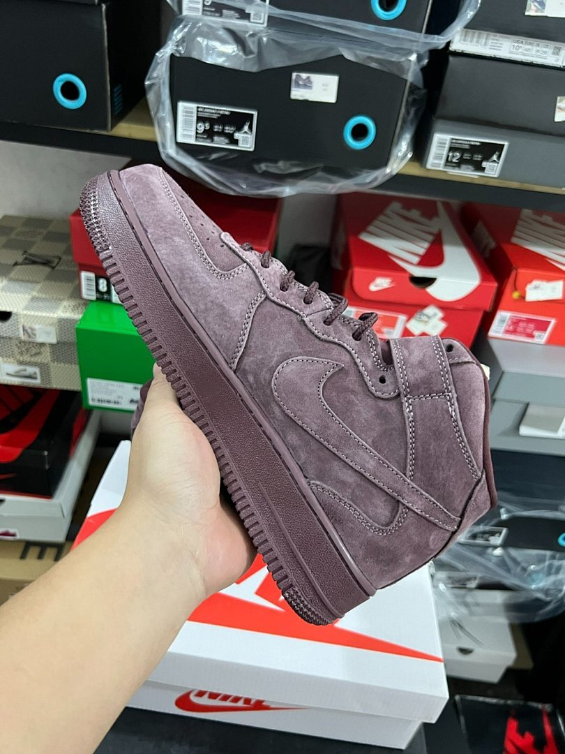 Supreme x Nike Air Force 1 Mid 'Baroque Brown' DR5007-200 Nike Air Force 1 Mid Supreme Baroque Brown Suede Mens Sneakers AF1