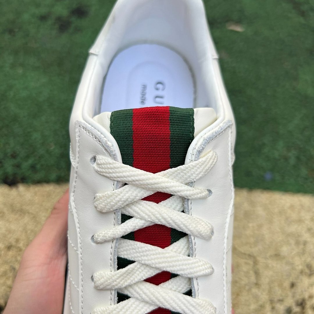 Gucci Men's White Leather Web Stripe Low-Top Sneakers 606110 0FI20 9072