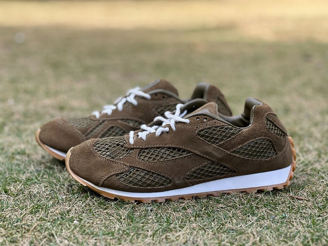 Hoka Ténis Hoka One One Clifton 7 preto branco mulher Men's Women's Lifestyle Running Shoes Olive Khaki Suede Mesh Retro Sneakers 1123282-MSST