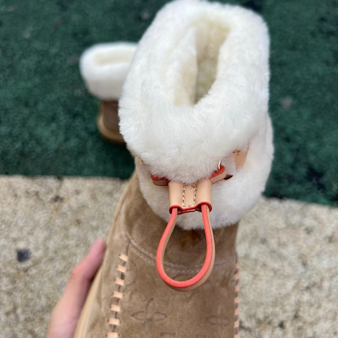 Louis Vuitton Pillow Comfort Boot Beige Monogram Suede Shearling Ankle Boots 1A9R2D Women's Luxury Winter Platform