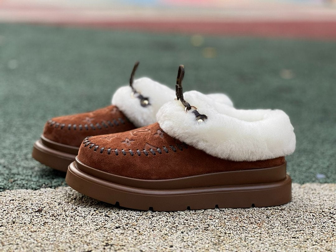 Louis Vuitton Pillow Comfort Flat Mules Brown Cognac Suede Shearling Fur-Lined Moccasins Winter Slippers 1A9C8D