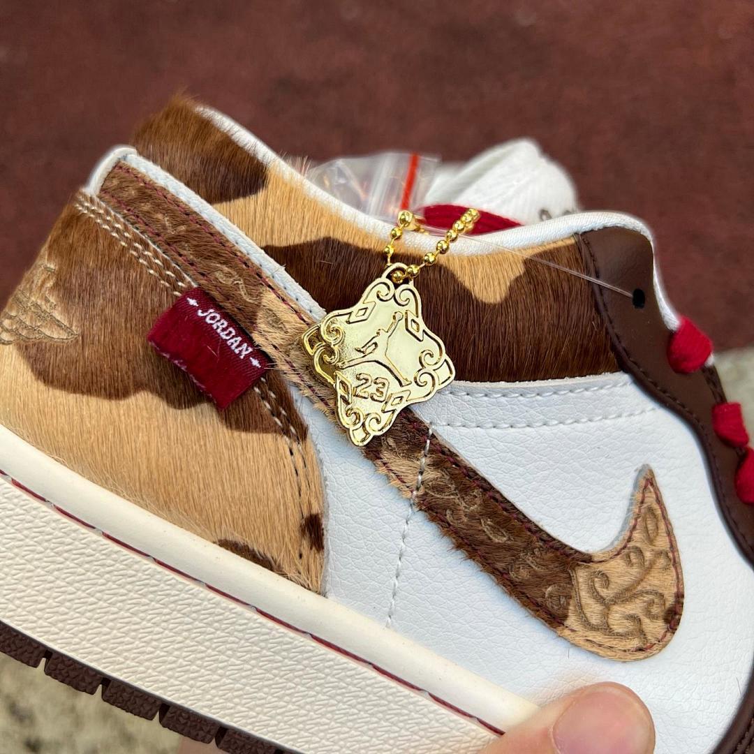 Air Jordan 1 Low Western Cowboy Cow Print Dark Mocha White Red Calf Hair Sneakers Men's Retro Casual Shoes